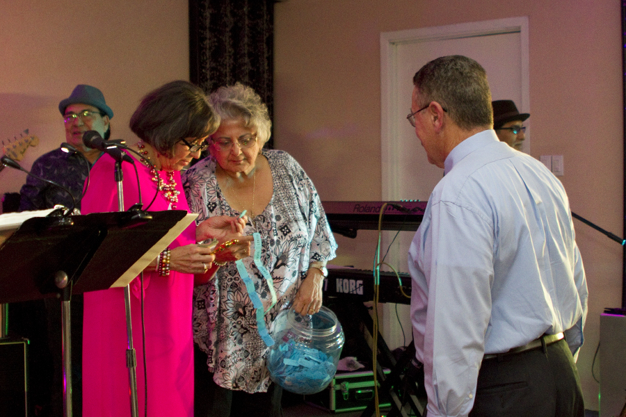 Dora & Cammie confirm winning ticket