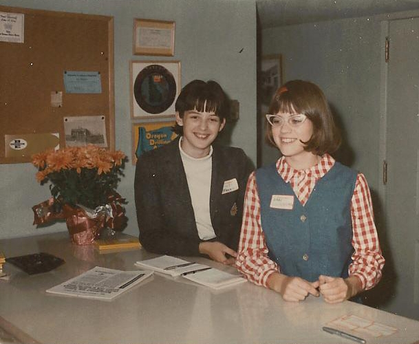 Beth Berry and Jan Kroodsma
LOJHS Welcoming Committee
