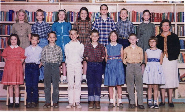 Top row; Nancy Kramer, Bobby Avison, Ann McCormick, Lauri Hein, Peter Clark, Robert Frisbee, Elizabeth Evans, Mrs. Sammons
Bottom row; Patty Horton, Daniel Janzer,Stephen Babson, Chris Gray, Joel Taylor, Joan Gray, North Cheatham, Jane Lee