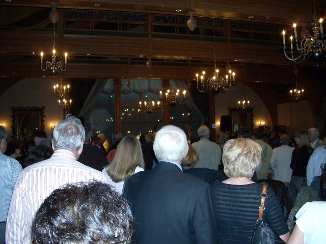 Dinner crowd. There were a lot of us