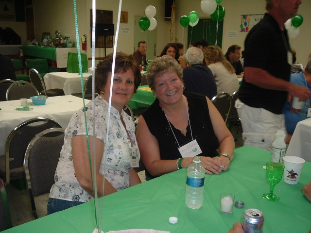 Robin McClain Lindsey 75 and Eloise Potter Cooper 75