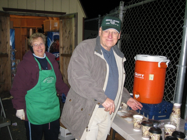 Pretzel, pizza & hot chocolate prep: Dave 60 & Bonnie Kapp Johnston 60. Other team members not pictured: Sam Mummert 60, Wendy Chronister Cooper 72, Darlene Kyle Selcher 63, Ginny Currey 63, Kim Krill 71.