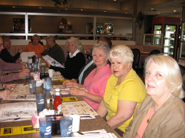 Angie & Jim Baker, Sis & Herb Wragg, Nance Welch, Nancy Stine and Sarah Johnson.