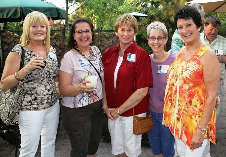 Jayne Murphy (Plambeck), Margaret Reed (Mayne), Jan Clark (Palmer), Molly Dahms (Murphy), Leneva Norte (Kirsch)