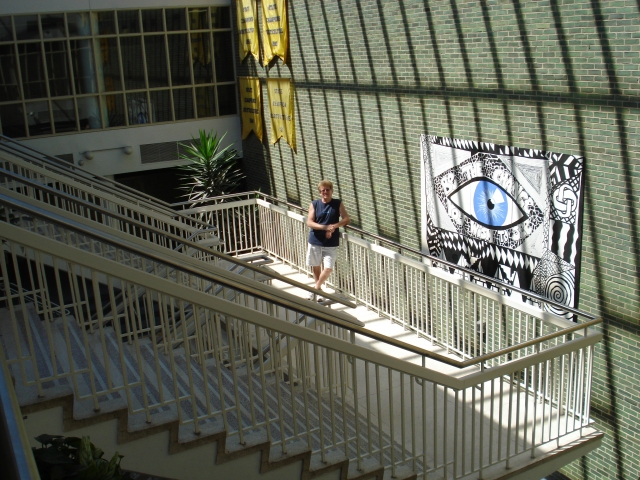 Marshals visit to GBS in the summer of 2008.
Does anyone recall having the luxury of this much space on the stairs between classes?
(Marshal Kingsbury)
