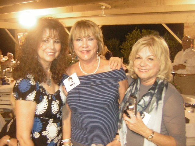 Barbara Wilcox, Paulette Davidson-Tate, Annette DeSalvo