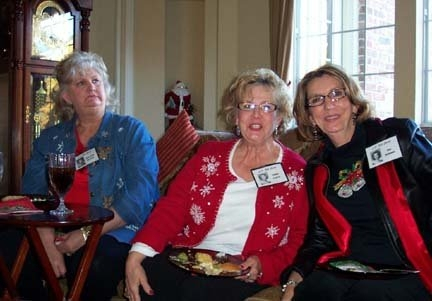 2006: Sue Beth, Cindy Garris and Joy Bolman.