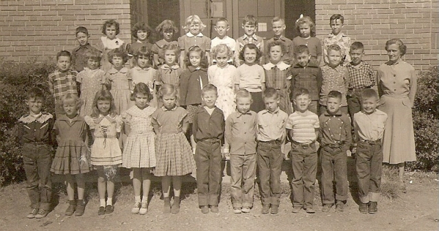 Ms. Parkers 2nd grade class (1954-55) at the Hurst School. If you look and think real hard, you might be able to visualize the future class of 1965. Ronnie Martin is on the front row, far left. (Carolyn Brown).