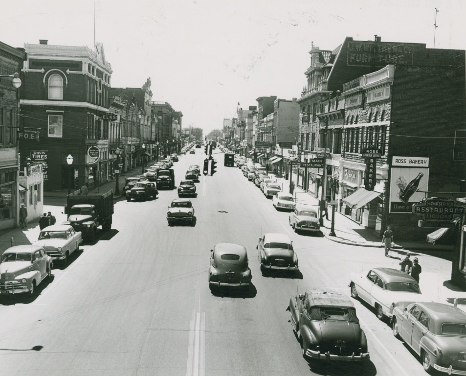 Main St: 1950s.
Submitted by Judy (Wright) Fisher, from WCDPL website.