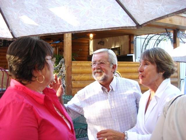 Cheryl Carson, Mike Carson and Betty Hayes