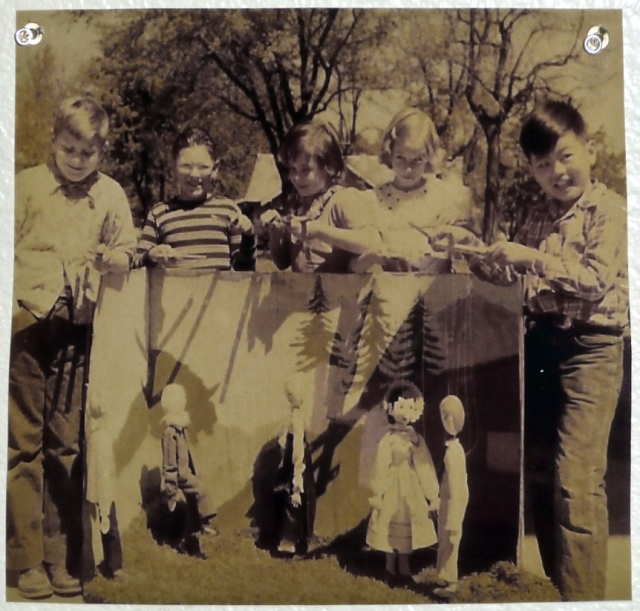 Photo of children (4th grade Baker)who made puppets and did a puppet show.  Kurt Reitmeyer(?), Steve Singleton, Joe Dee Hess, Lynn Aldrich, Larry Hoy