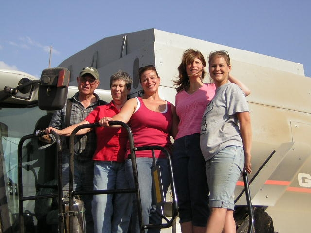 Bart,Rose Owsley and their girls,harvest their last crop.2008
