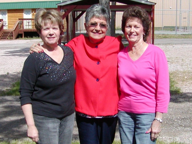 Sharon Weathers Clements, Jeannie Carle Gray, Pat Lucarelli - June 2009