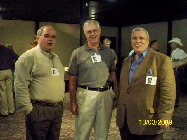 Ted Welch, Jerry Gordon, Chris Ladd (Randy Lewis)