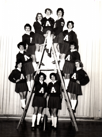 Clockwise Ginger Martin, Selah Reed. Sharon Reiley, Linda Simeli, Jill Thomas Co-Captain, Anne Powell Captain, Sandra Reiley Co-Captain, Pam Thompson, Darlene Arwood, Gwen Arwood, Judy Beggs