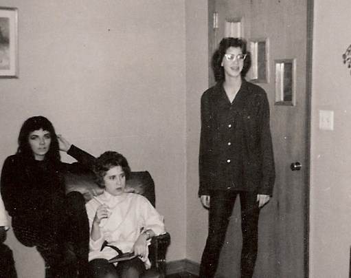 1959 Nancy Shaw, Linda Parker, Cecilia Underwood