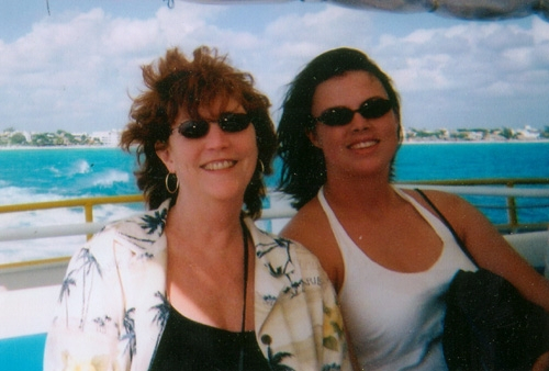 Ruth Cash-Smith and niece Meagan in Cozumel, Mexico.