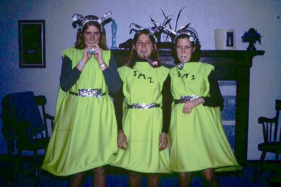 HS Halloween Party - PegK TerryF PollyM