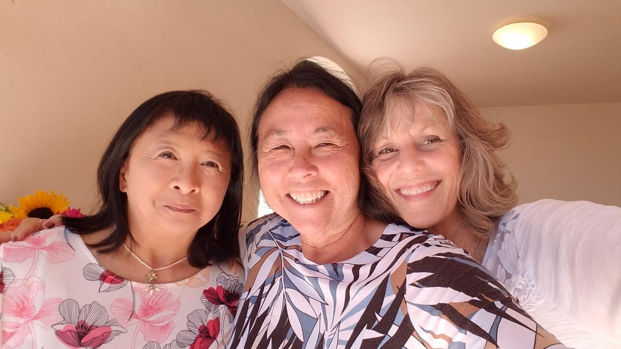 Connie, Lorraine and Janelle at Ronnie's Home June 2019