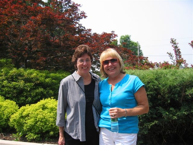Sue Howe Hardin, Cindy Remington Marriott