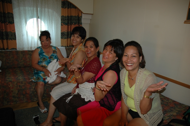 06/28/06 Cl72 - Bahamas Cruise - Inside Christines & Rories cabin (Royal Caribbeans version of Rm. 234) : L-R: Christine Rillera Ferrer, Wilma Parpana Pagulayan, Jean Cacho Almiron & Rose Marie Toledo Virata