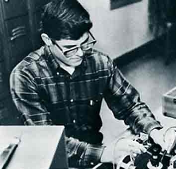 Al Moore in Electronics class