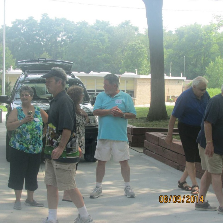 Committe members Mary Sinacore and Tim Kucheman, Patti Mullaney, Gus Louis, Mallo, Dave Hodges