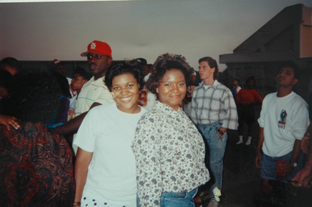 LATRINA & ANGELA
