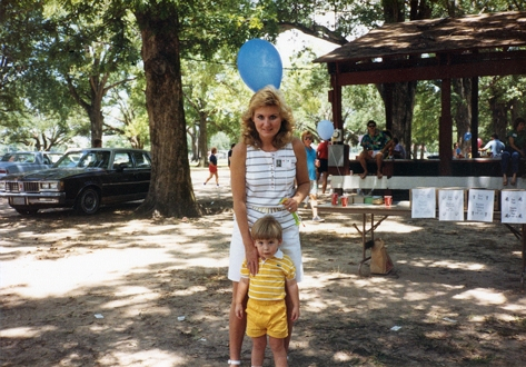 Rhonda Jones and daughter
