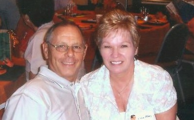Bill Akers and wife Linda at Overland Park Grade School Reunion