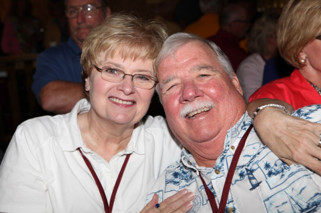 Jan Robinson with Ric Robinson (West 64).