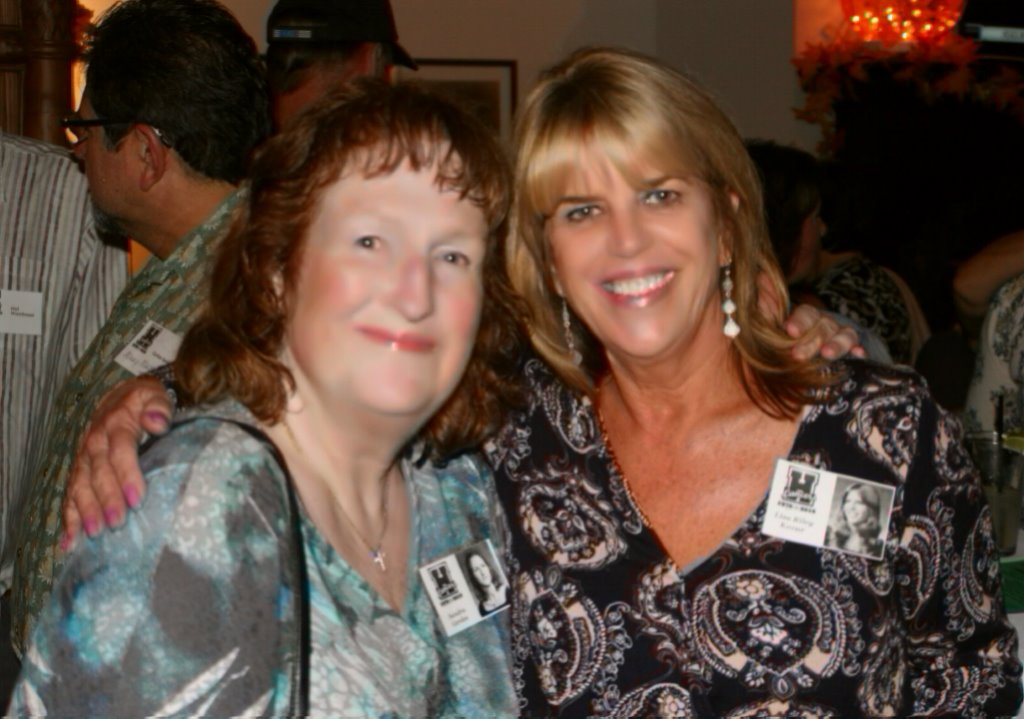 Sandra Gerdes, Lisa Riley
