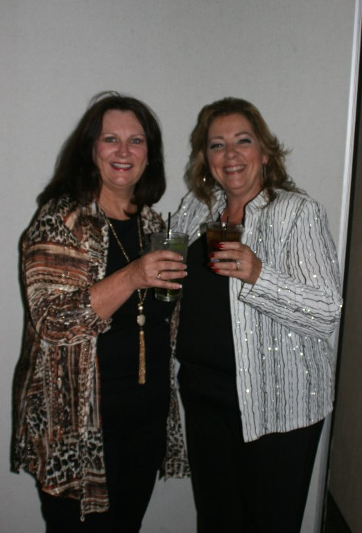 Rochelle Giertz, Katie Mickshl