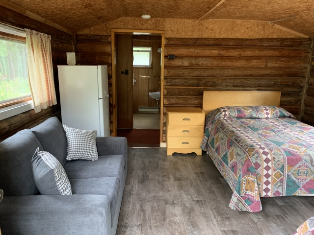 Cottage 6 & 8, double and single front bedroom, two twin over twin bunks back bedroom
