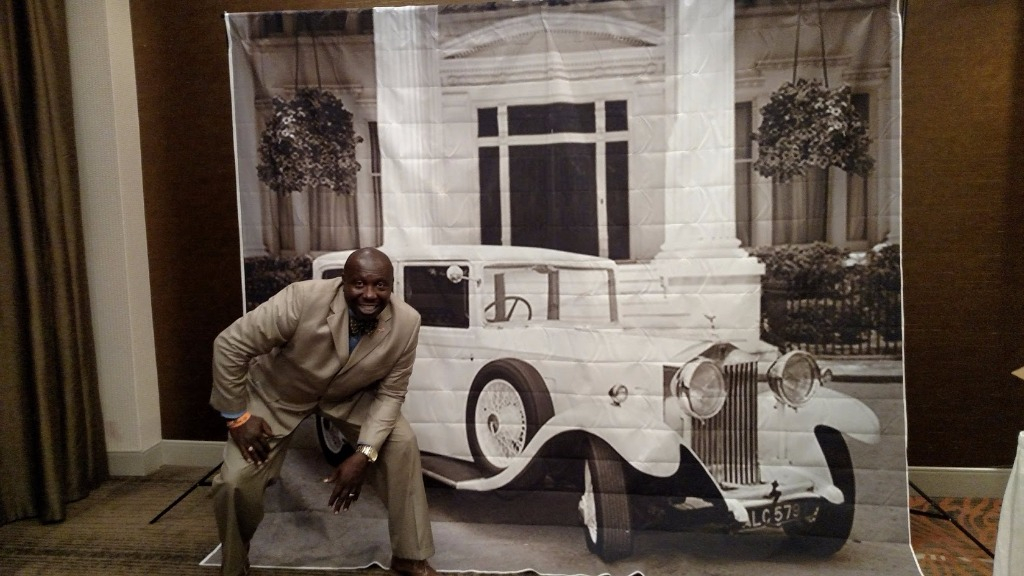 Show off for the camera, Norfolk Chapter!