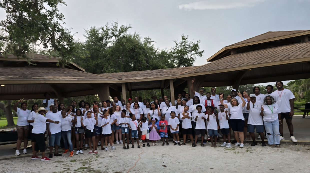 The Family Picnic Bunch