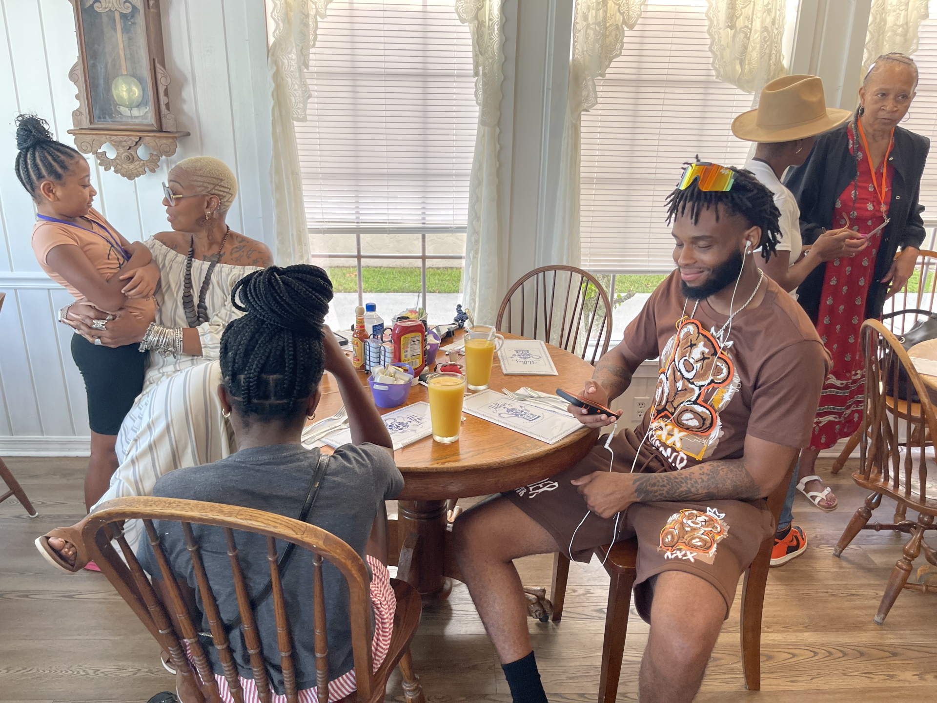 Breakfast 2025: Jamecia, A'Ja, Jarik, Betty Burton & Angela