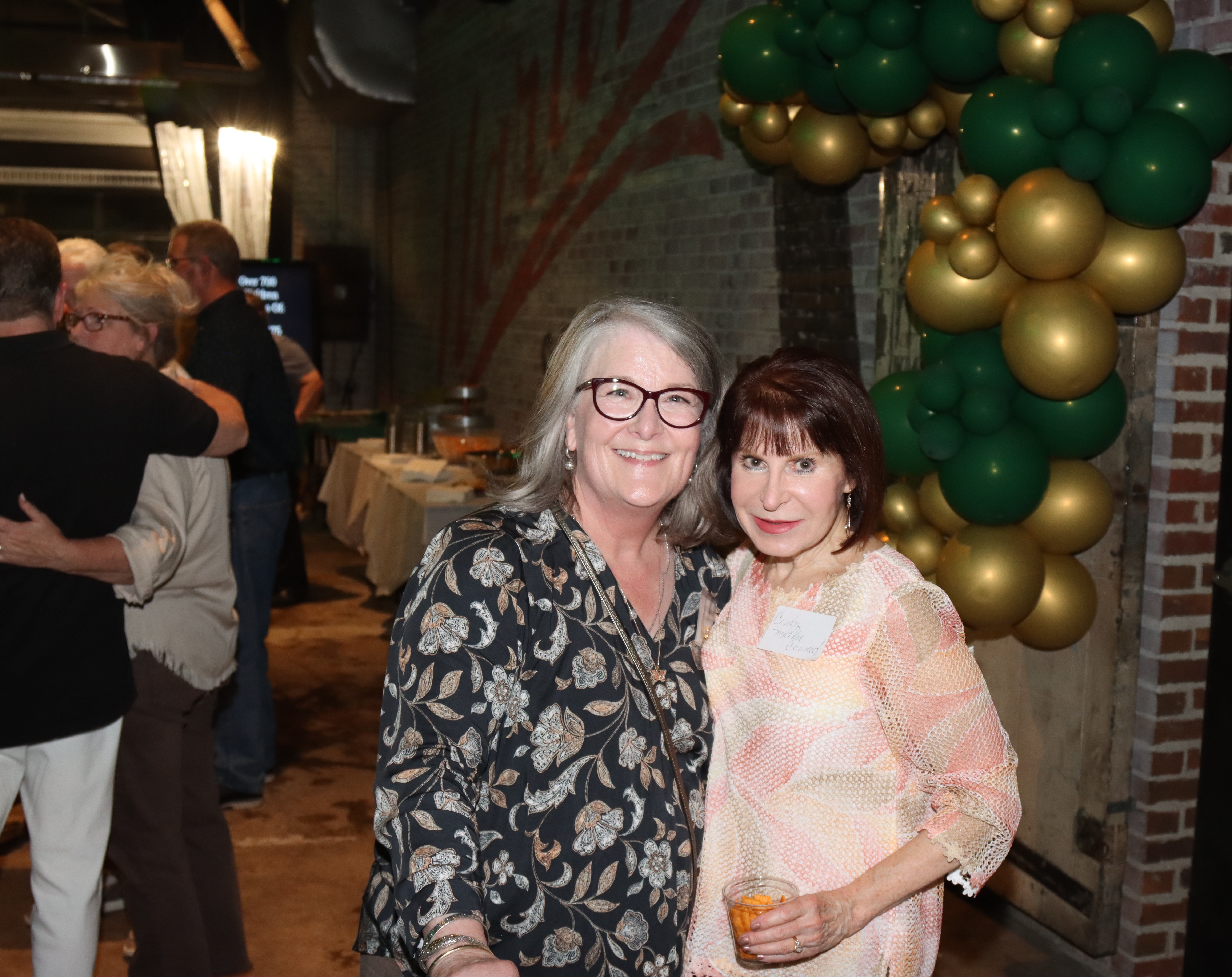 Ellen McRee (Brewer), Cindy Maiker (Conrad)