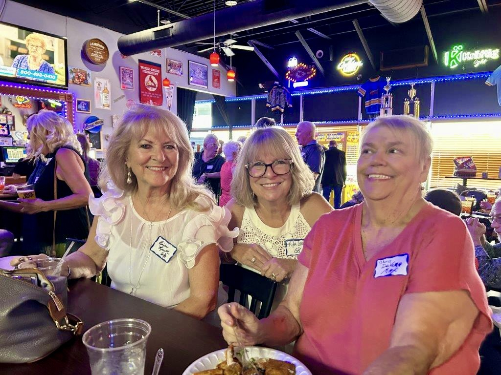 Linda Lovett (1966), Rita Lovett (1968) & Chris DeVere (1968)