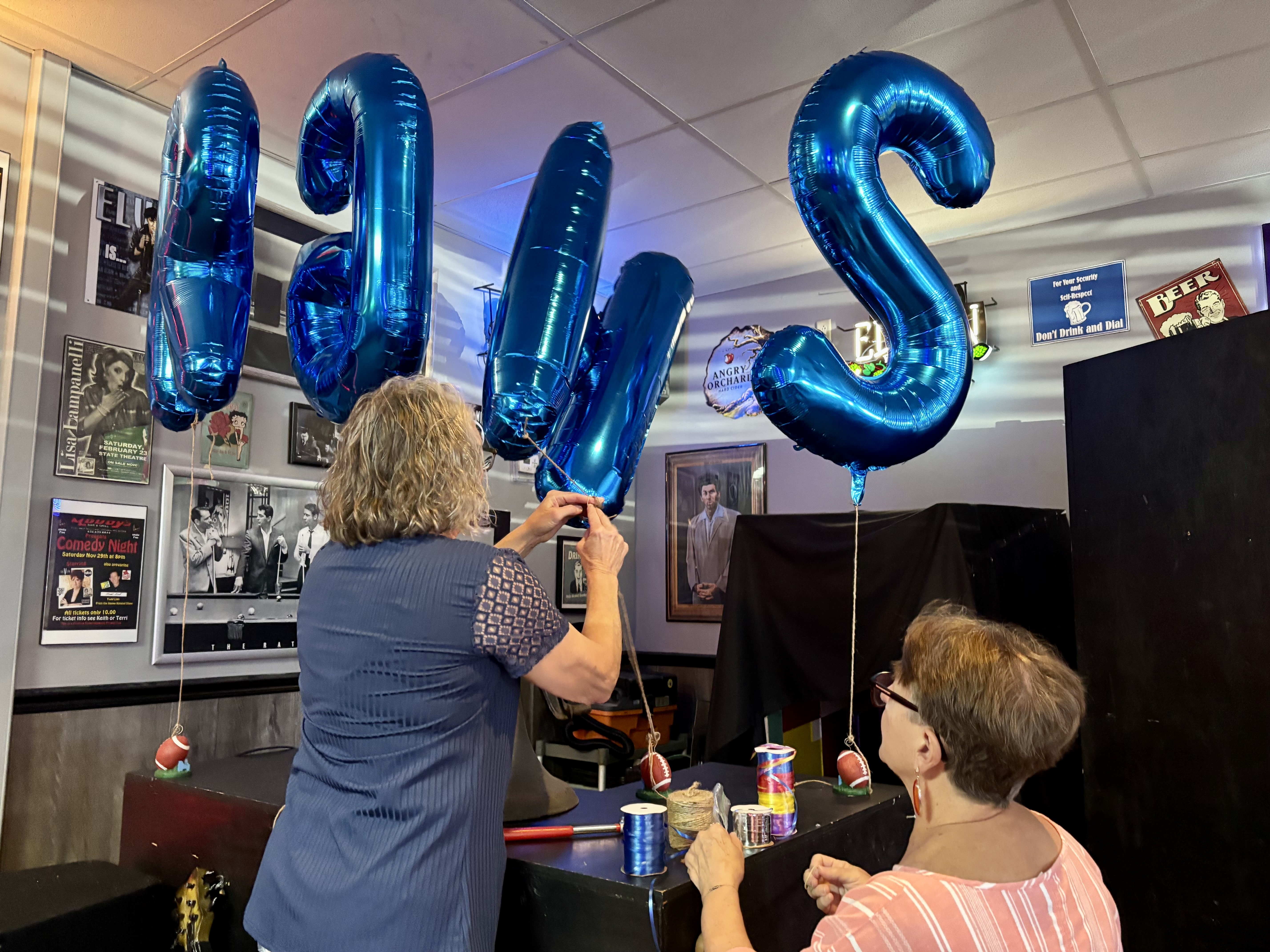 RGHS - Sandy Arnold Paulsen (1971) and Roseann Post Schnietz