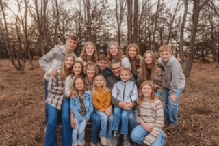 Orin and Phylis Melius & grandkids