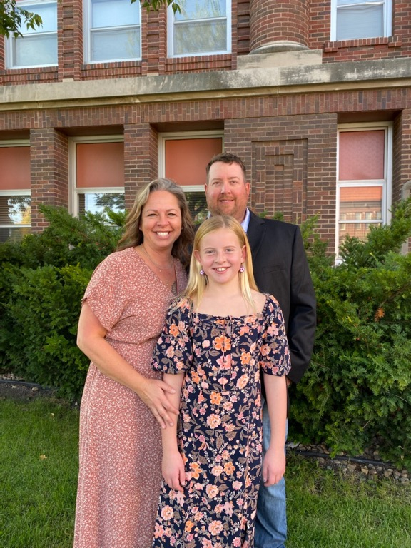 Barbi Roberts, Jeff and Daisy; Oct 2022