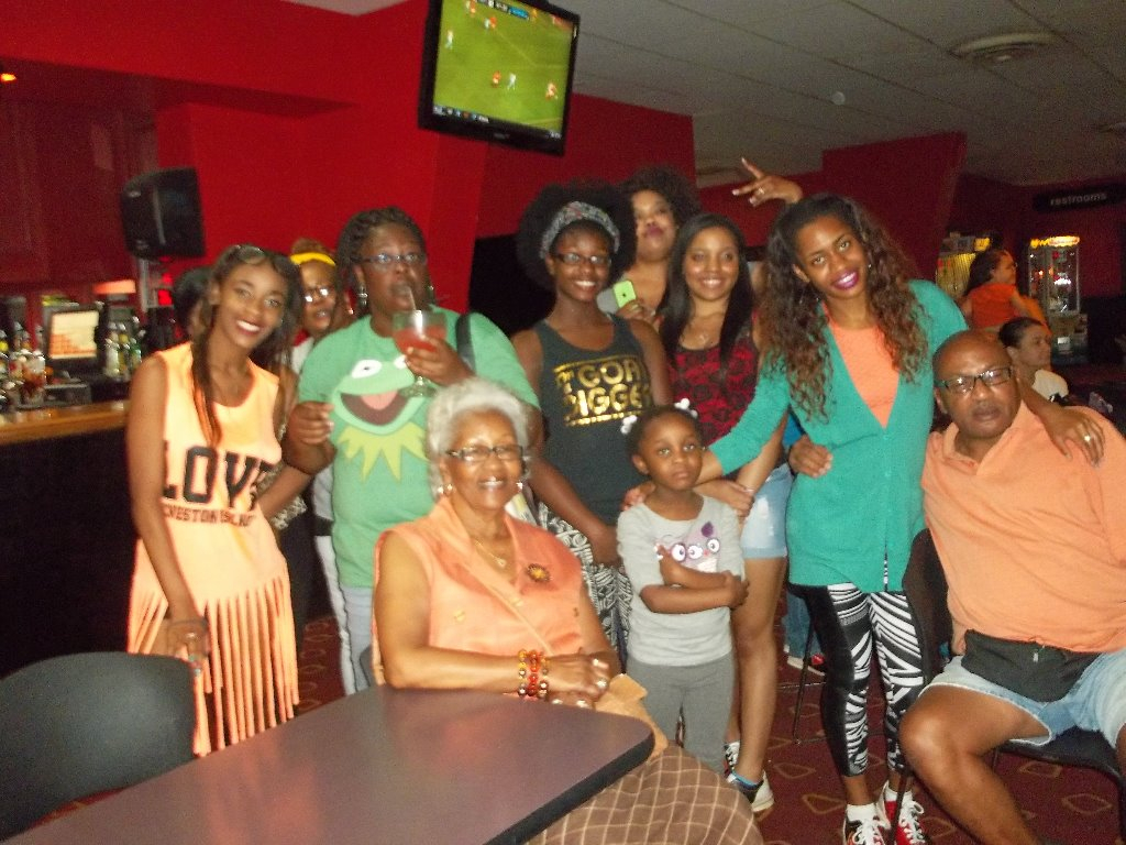 Descendants of Ben Family Bowling Night