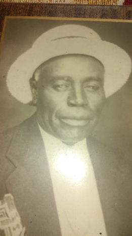 Frank Vaughn Sr. husband of Queen Esther Price