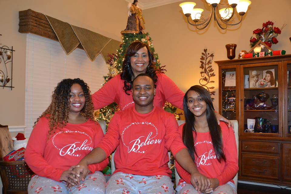 Daughter and grandchildren of Artress Price and Warren G. Williams