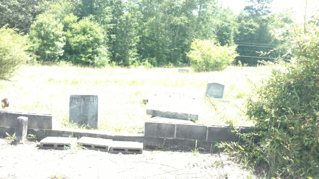 Welton P. Hunter 06-02-1880-07-25-1953 and Sarah O. Hunter 09-19-1888-06-02-1954