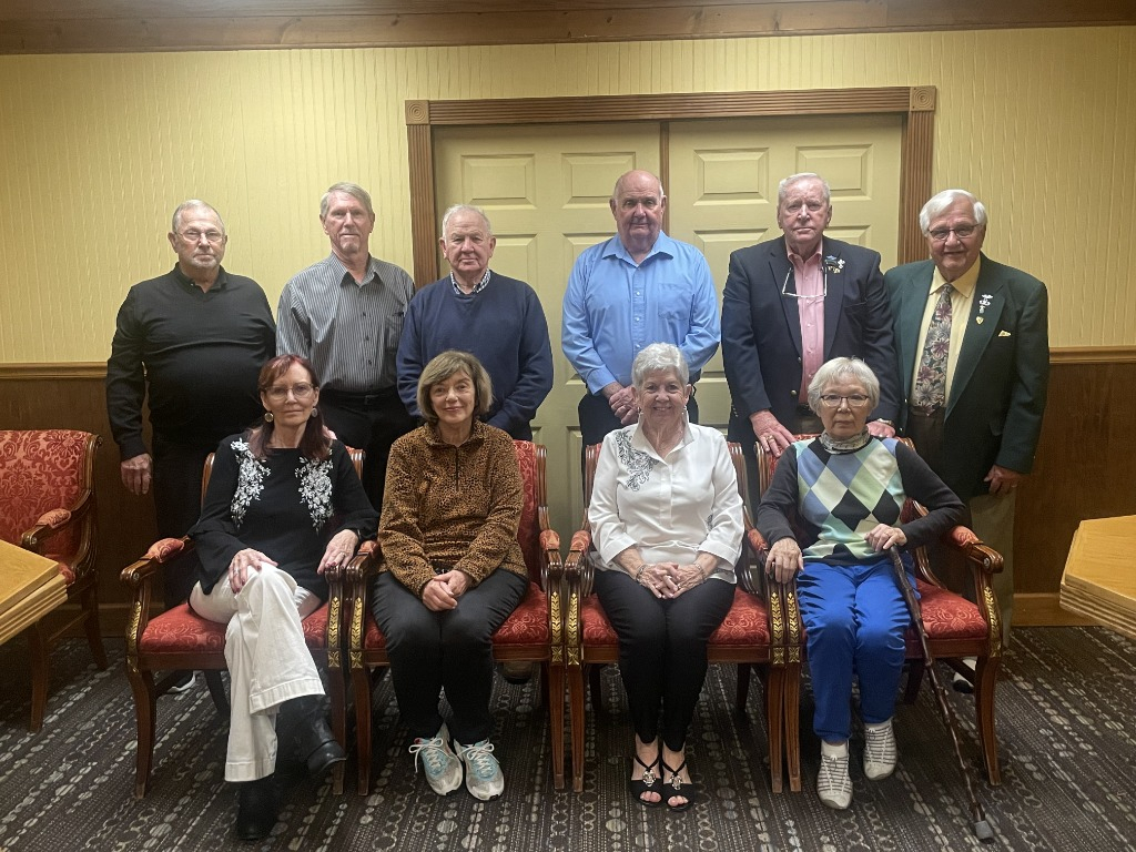 Carolyn Brown, Susie Allen, Libby Britton, Mihye Spaulding, Allan Shroyer, Cecil Brown, Bob Allen, Fred Britton, Fred Spaulding & Donn Berney