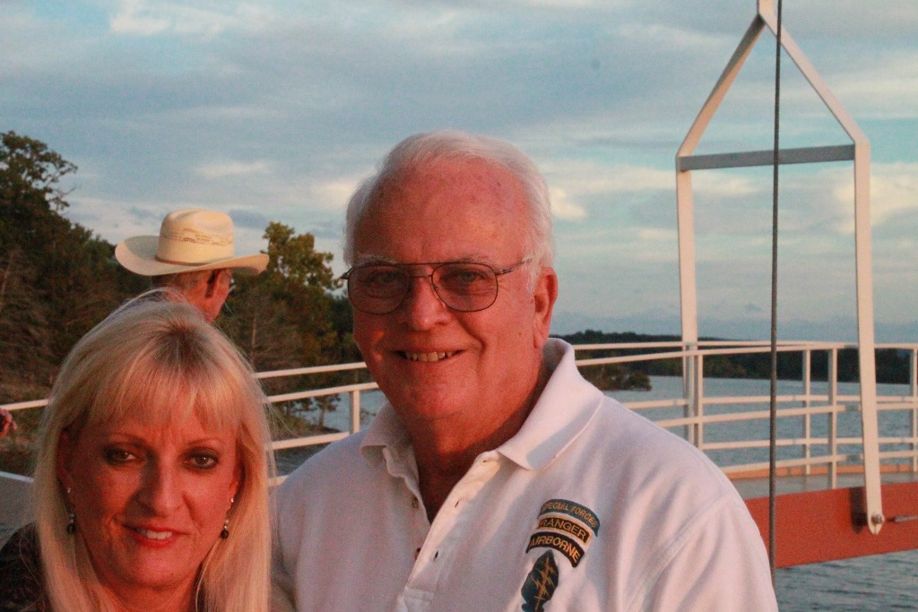 Paula & Jerry Cooper on Showboat Tour