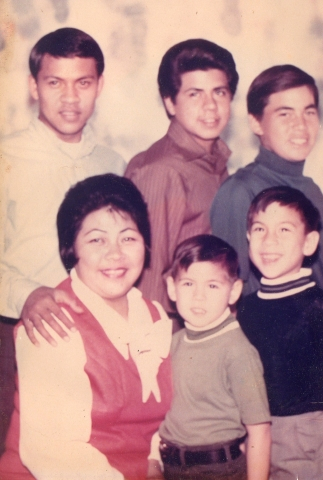 Salu>Pesi>Bessie and sons Sonny,Chuck,David,Jimmy,and Mike