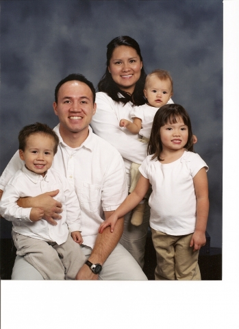 N. Tuaefu Palmer family: wife Dana, children Nizhoni Marie, Iosefa Daniel, Tinei Catherine (not pictured Natani Tuaefu). Tua and Dana live in Maryland where Tua is a medical student. Saimasina-Tinei-Paia-Tuaefu